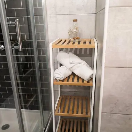 Les Palmiers: Apt 2 Prs, Piscine, Parking Daire *